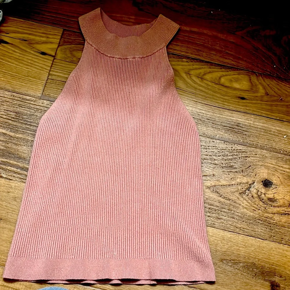 Spring top size Medium - Picture 1 of 1